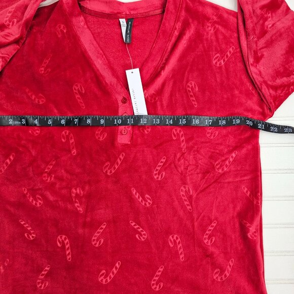 Jaclyn Intimates Plush Red Candy Cane Embossed Henley Pajama Top Size S NWT - Picture 11 of 13